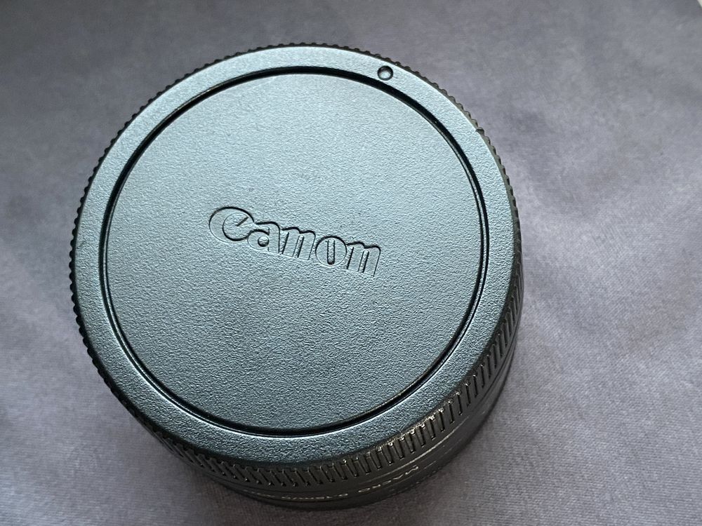 Obiektyw canon 22mm macro (mocowanie EF-M) swietny stan