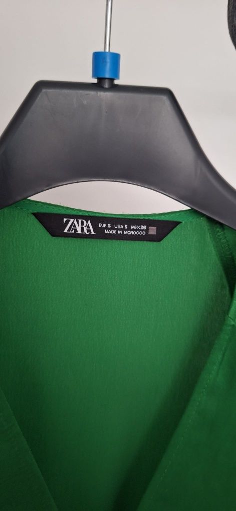 Zielona sukienka S Zara na imprezę koktajlowe