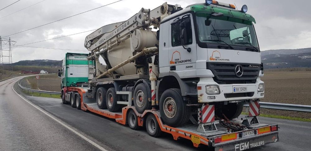 Niskopodwoziowy Transport Maszyn Ponadgabarytowy Ponadnormatywny