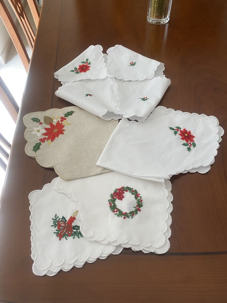 Panos para cesto de pao bordados
