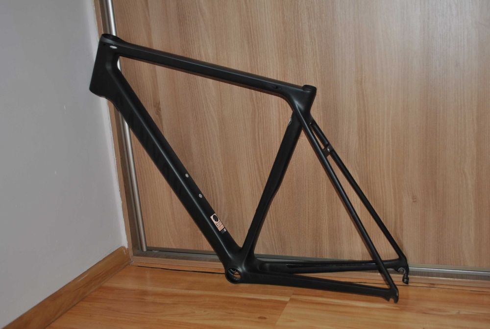Rama szosowa karbon Canyon ULTIMATE CF SLX M do kół 28