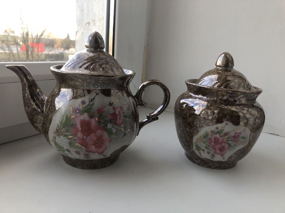 Все чайники и сахарницы по 50 гр