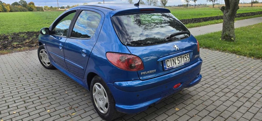 Peugeot 206 1.4HDI 2006r 5 drzwi climatronic