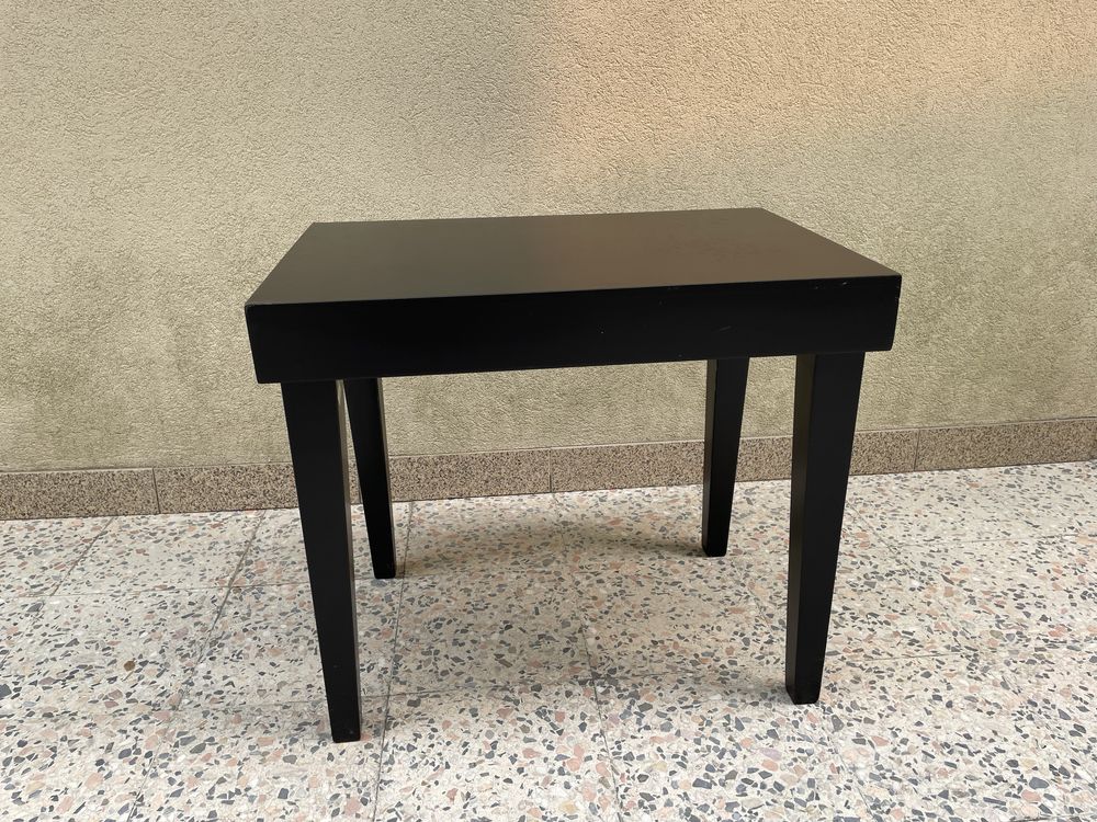 Mesa de apoio preta