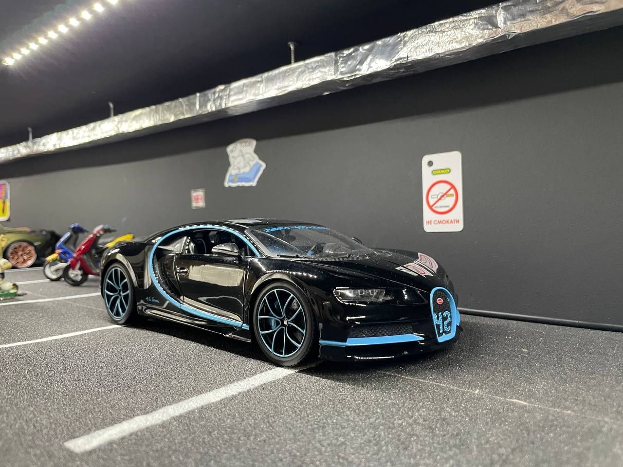 Модель Bugatti Chiron Bburago 1:18