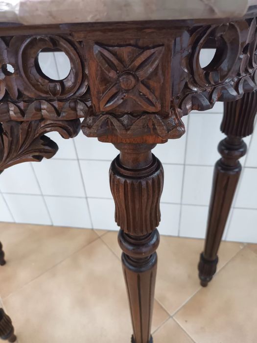 Credência vintage- Pedra mármore domolítico
