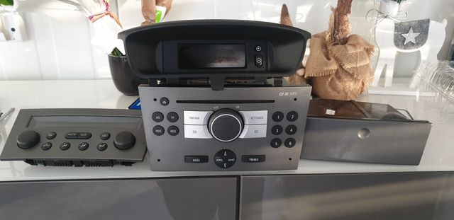 Opel Meriva A Radio CD30 MP3 z wyswietlaczem