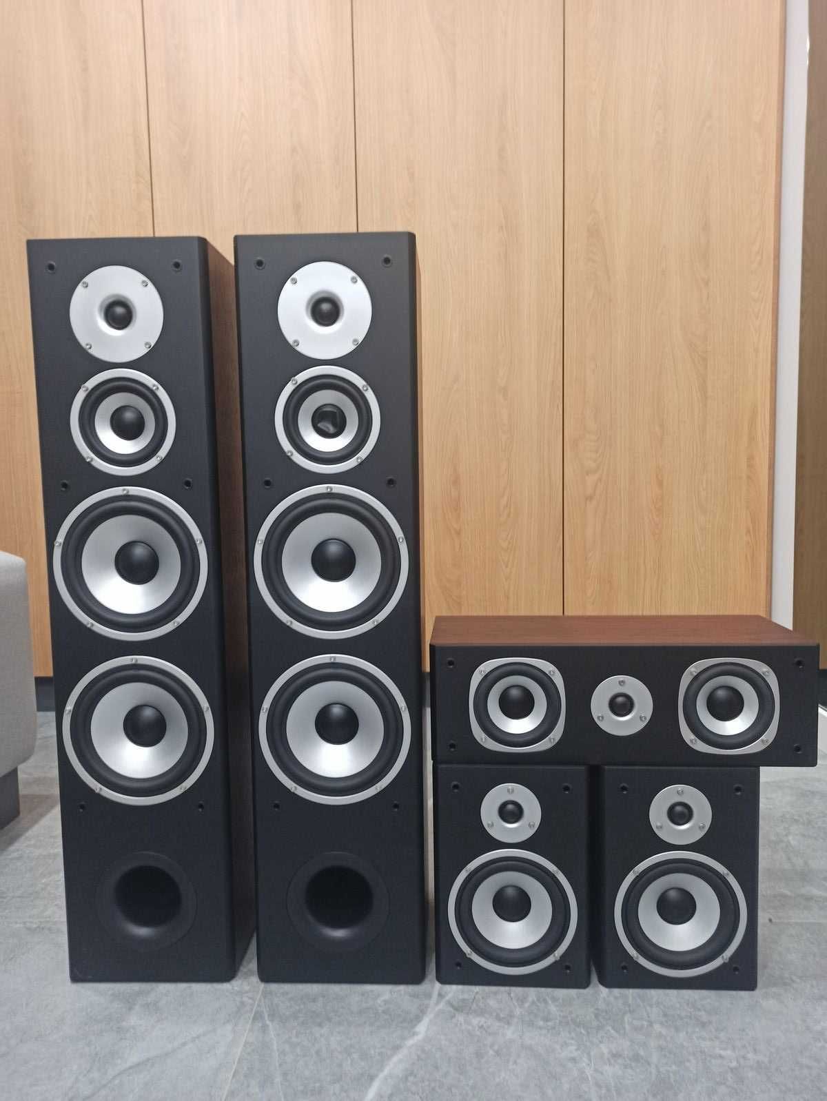 Zestaw 5 kolumn Quadral Quintas 5000