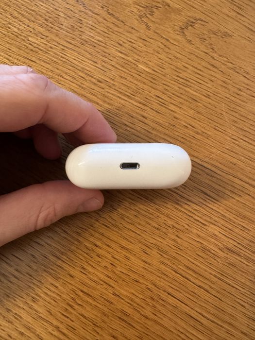 Apple Airpods Pro 1 - oryginalne, stan bardzo dobry