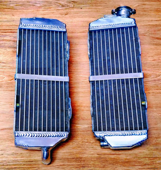 Radiadores BETA RR250 e RR300 de 13 a 18 Alumínio Performance