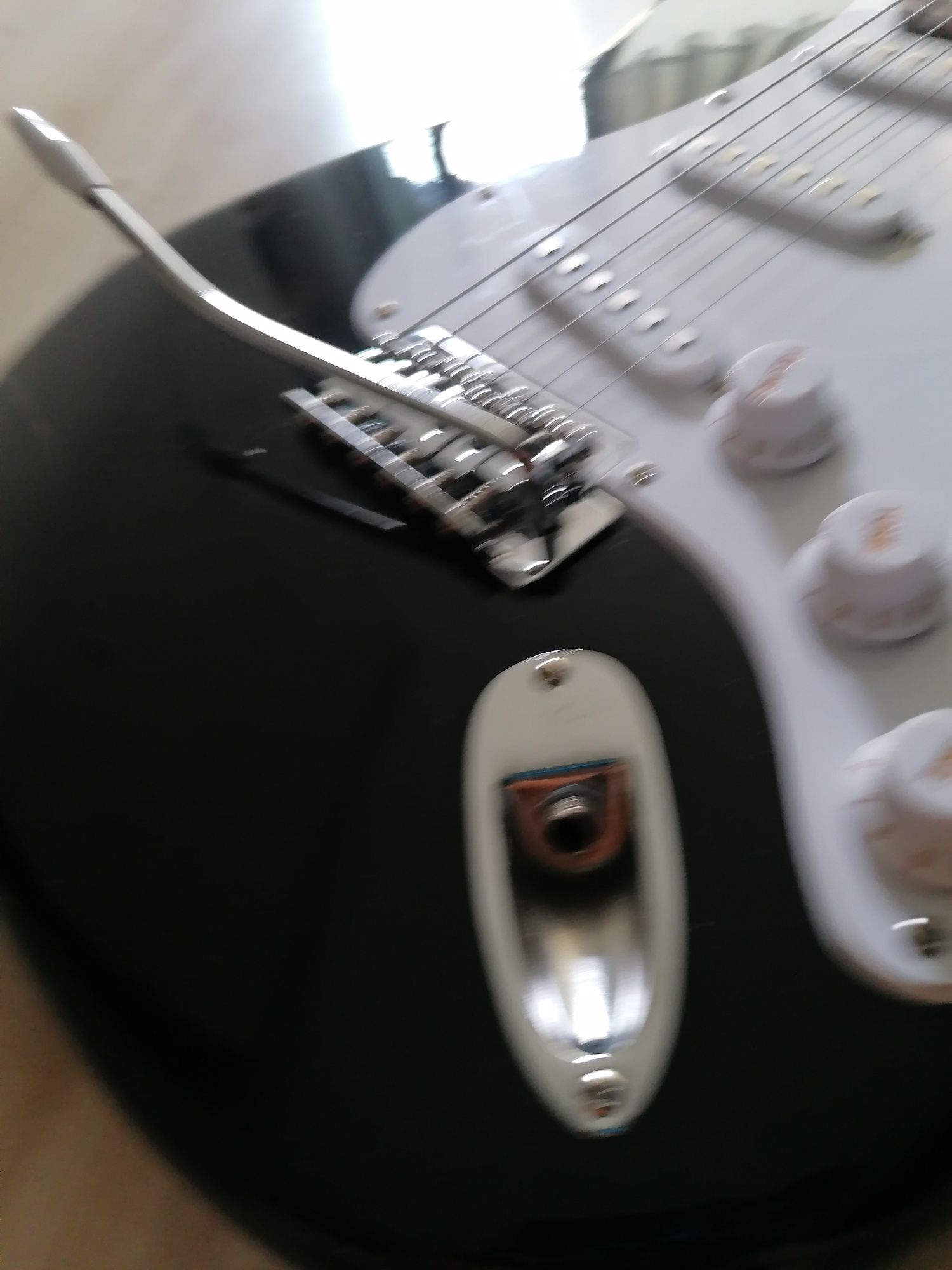 Gitara elektryczna ARROW
