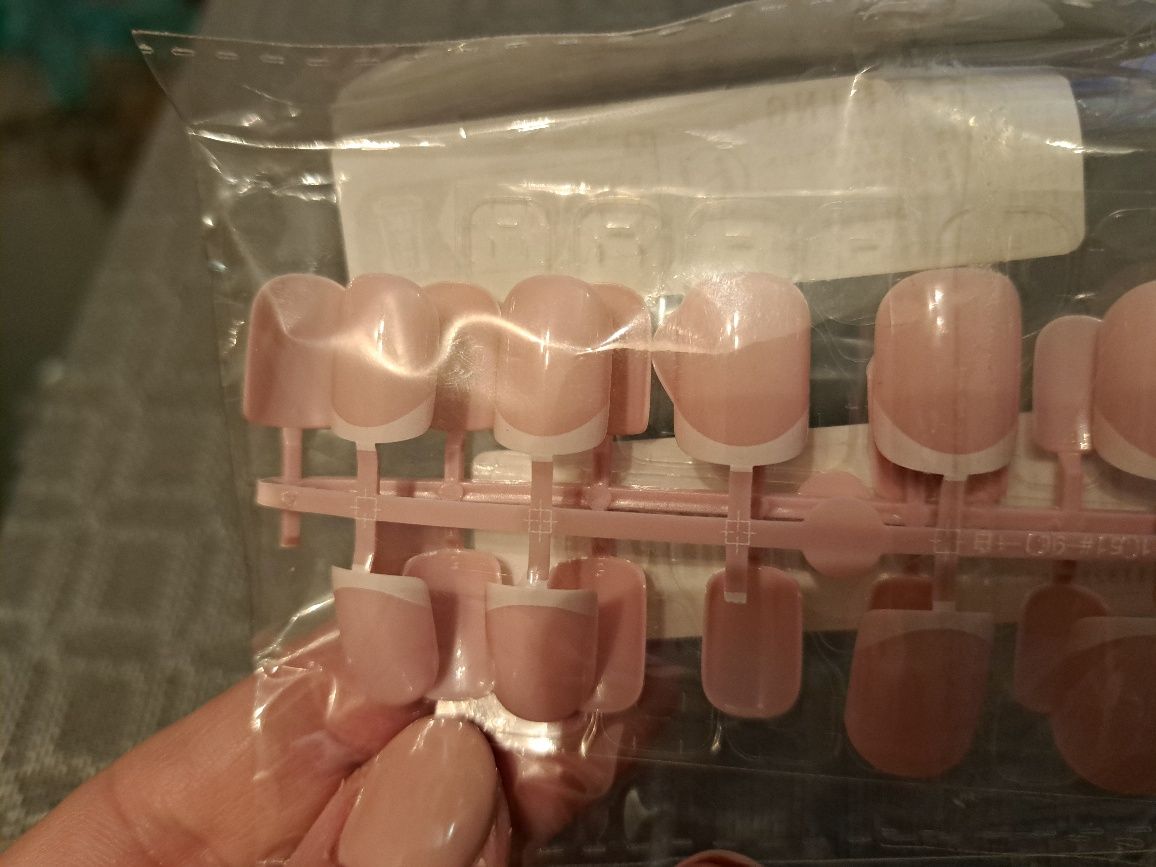 Paznokcie łatwe w użyciu french manicure delikatny do przyklejania