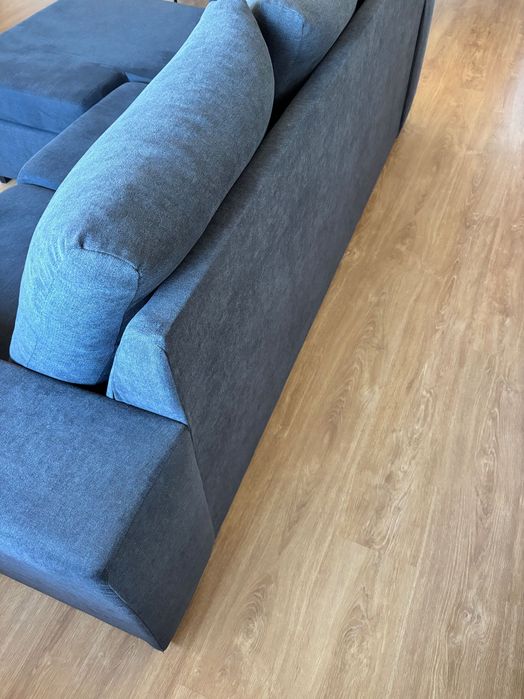 Vendo sofá de 3 lugares com chaiselong