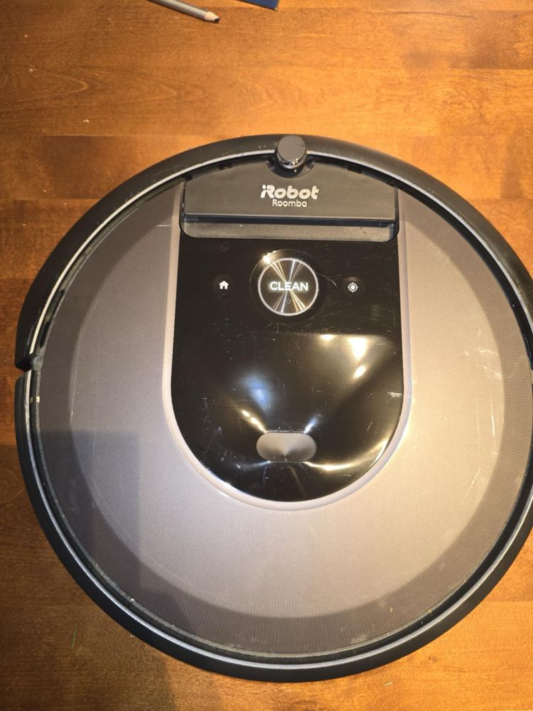 Robot sprzątający iRobot Roomba i7 (i7158)