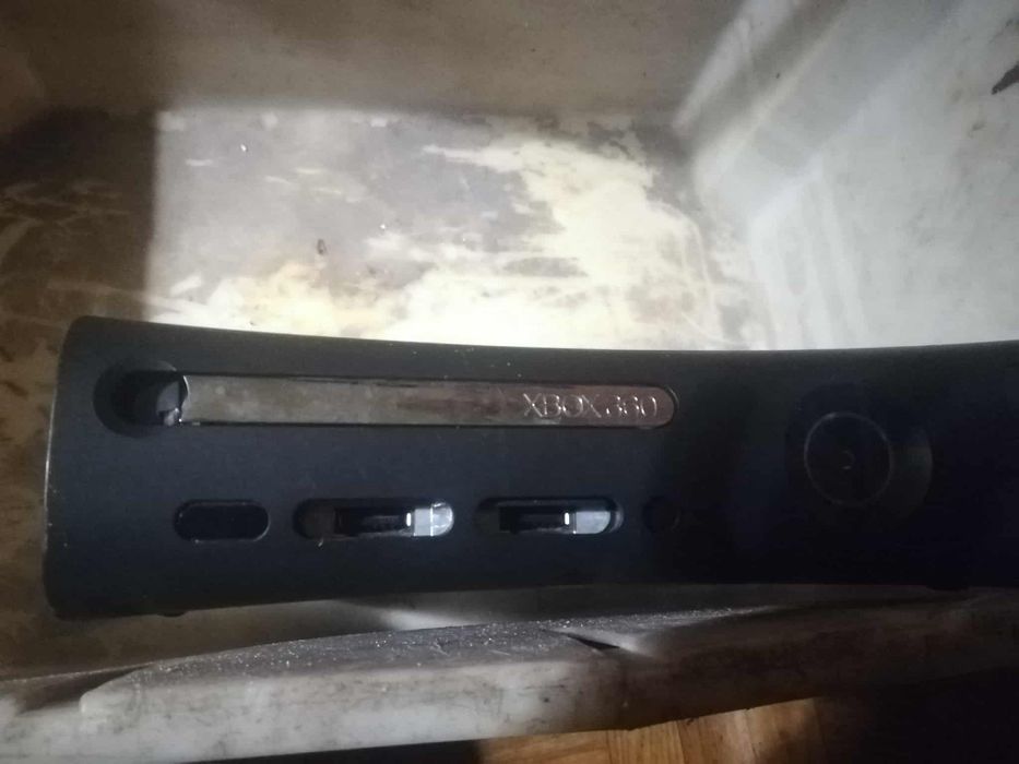 Xbox 360 slim e + elite