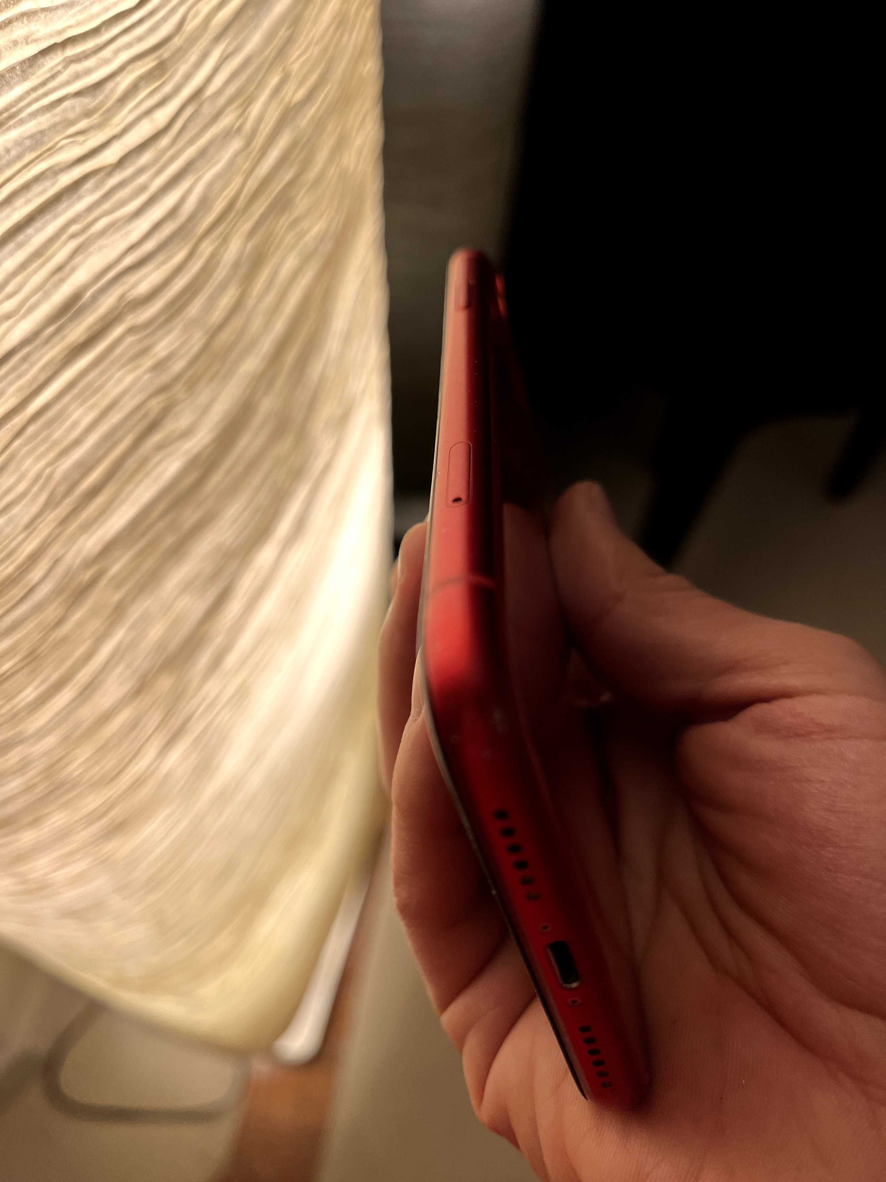 iPhone 11 64GB Vermelho