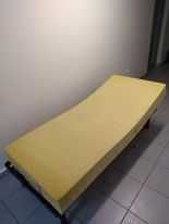 Lozko rehabilitacyjne z pilotem