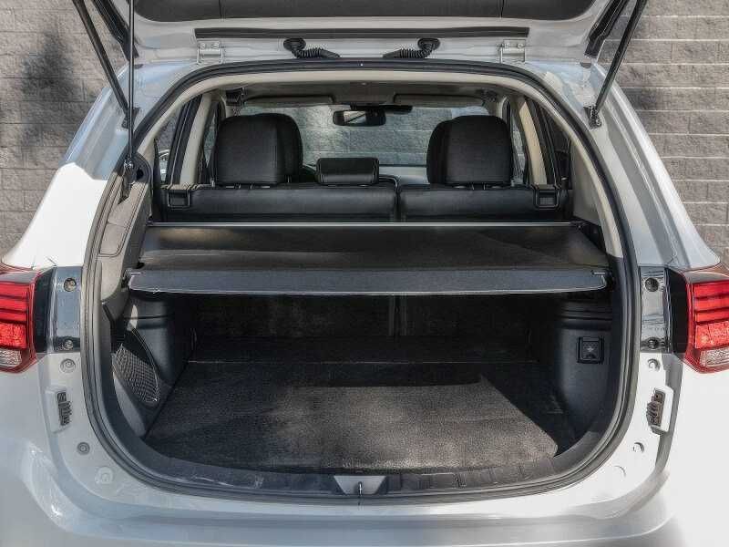 2018 Mitsubishi Outlander PHEV SEL