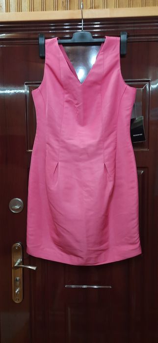 Piękna nowa różowa sukienka Reserved . 42