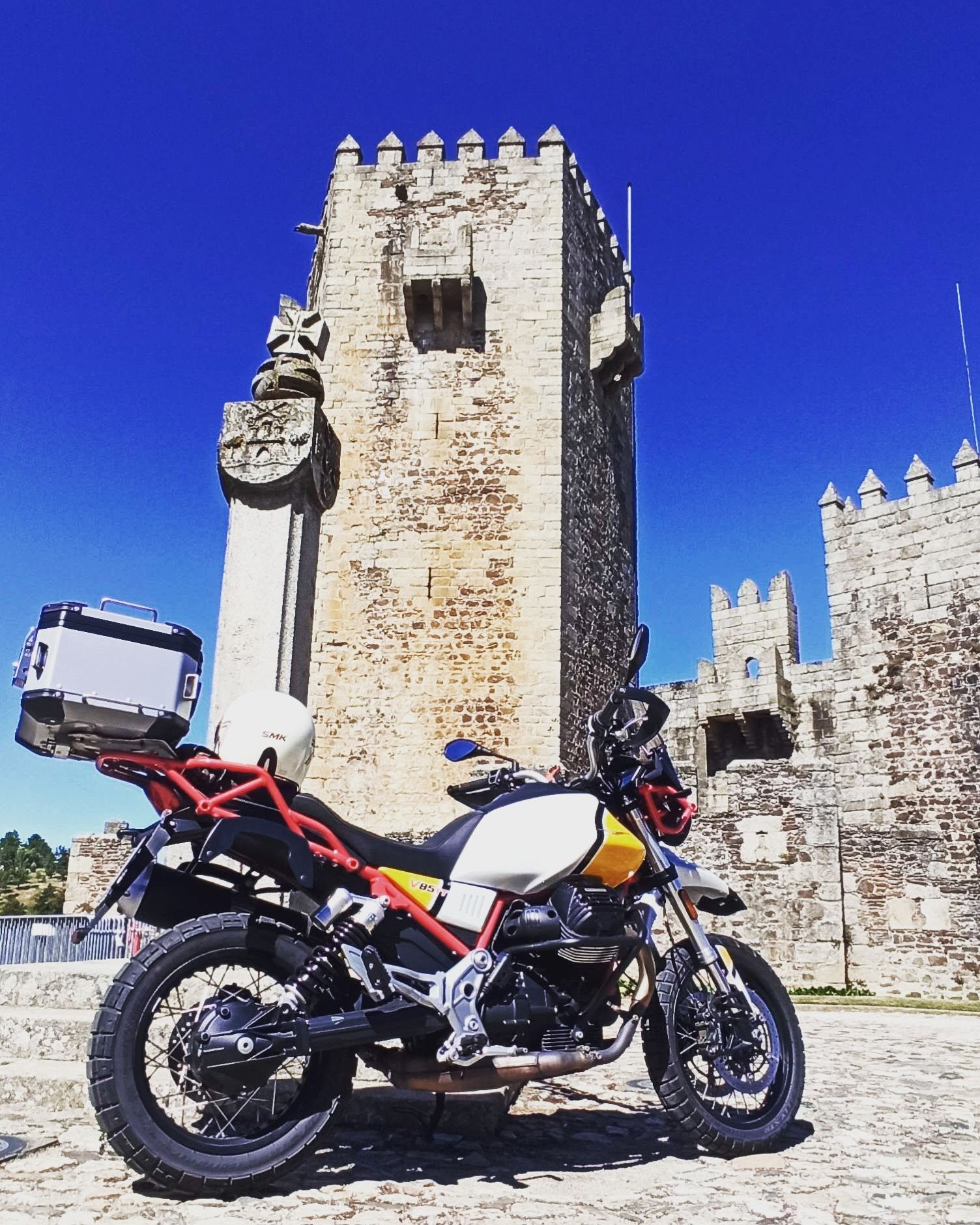 Moto Guzzi V85TT Premium