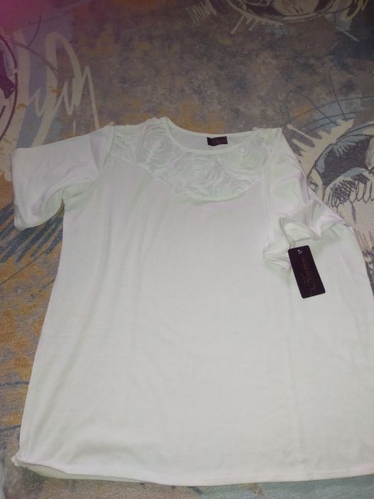 Nowa bluzka na krótki rękaw