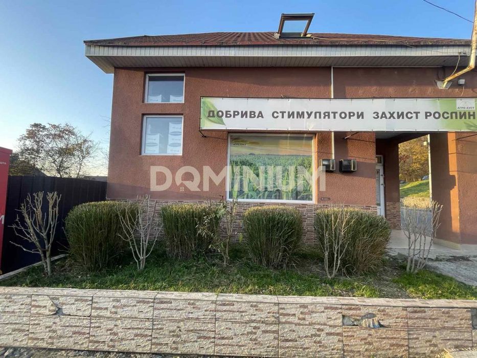 Продається комерційне пиміщення в місті Хуст