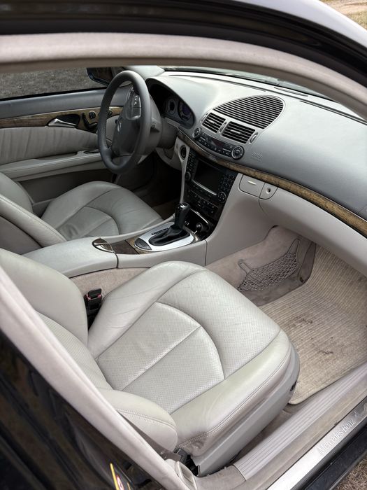 Продам Mercedes-Benz W211