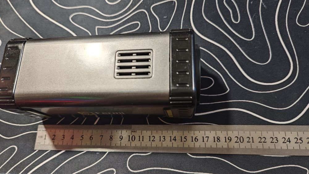 Повербанк Fermi с розеткой 220v 20.800mah