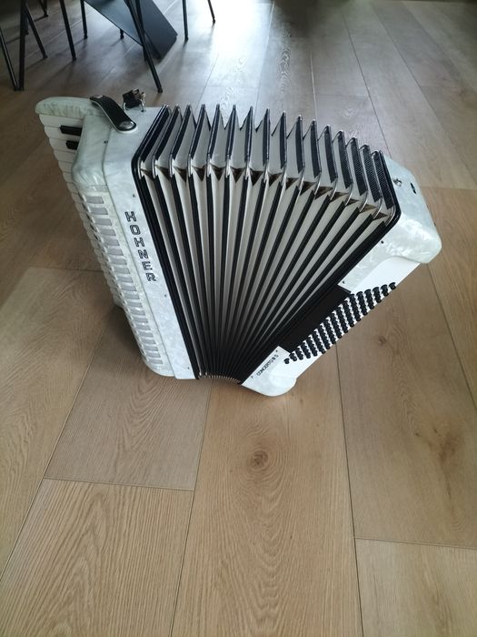 Akordeon Hohner CONCERTO III S 72 basy,3 chóry,,po prostu ,jak NÓWKA!