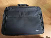 Torba na laptop czarna firmy Exxter