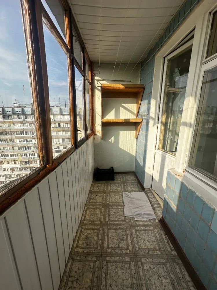 Продам 1к квартиру на Тополе