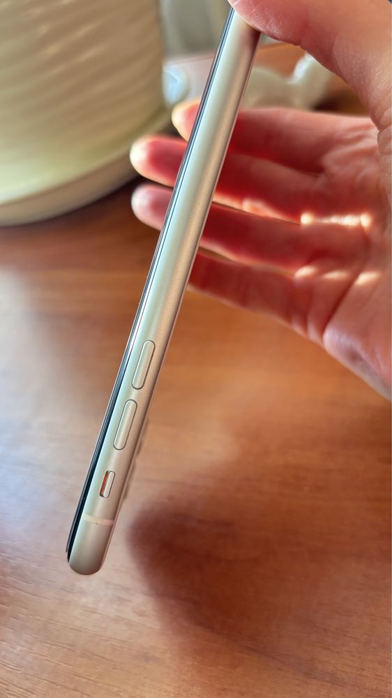 Iphone 11, 64 gb идеальное состояние
