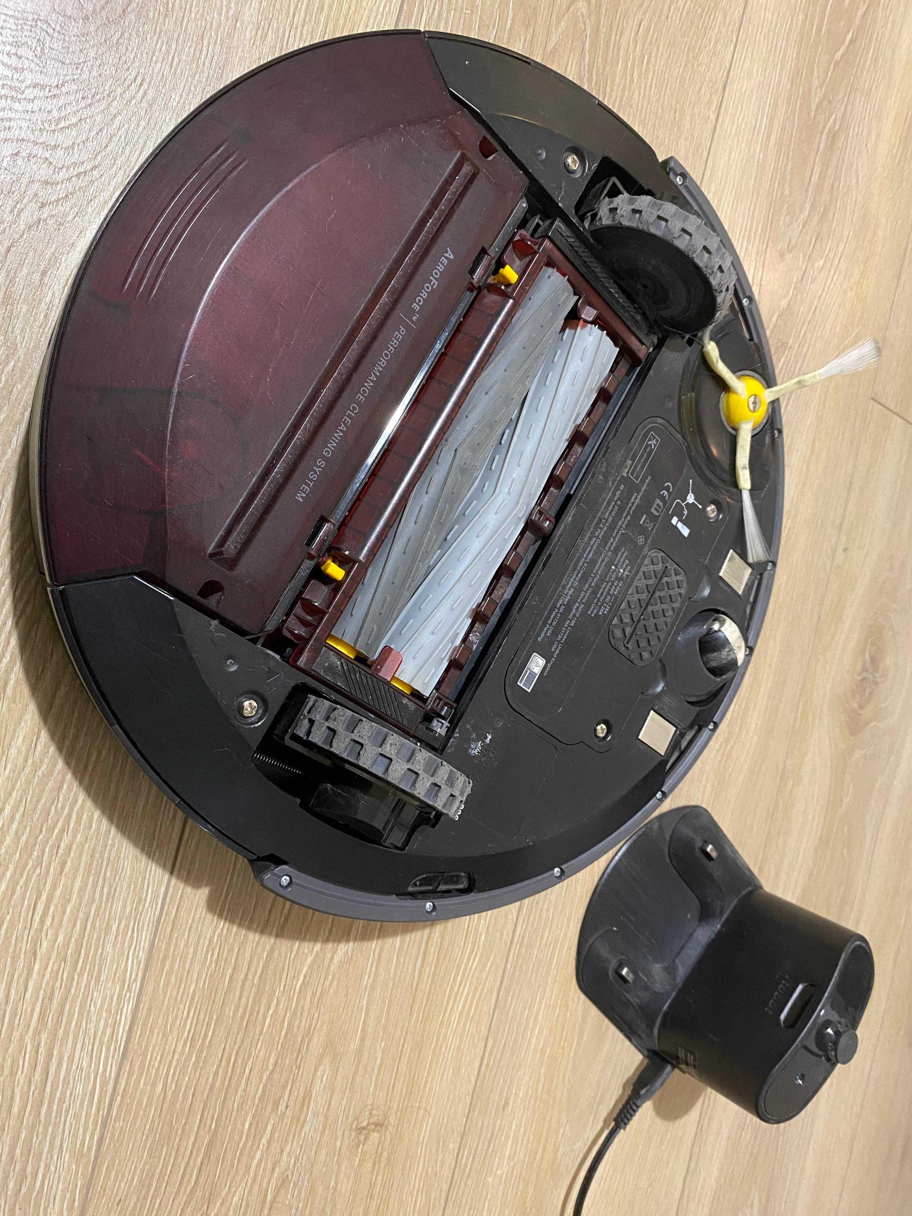 Robot sprzątający iRobot Roomba 896 – używany, z nową baterią