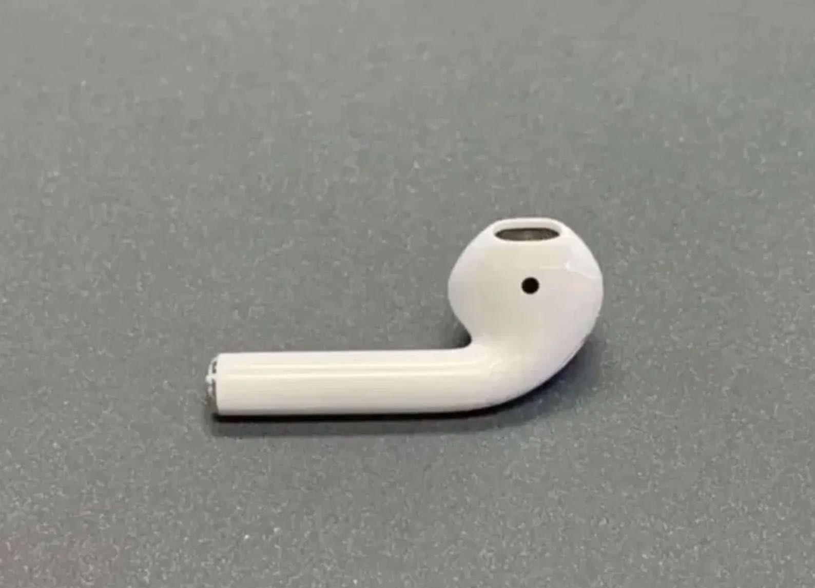 oryginalna lewa słuchawka AirPods 2 generacji a2031