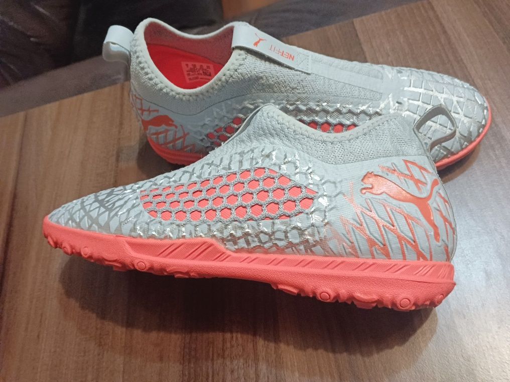 Buty piłkarskie Puma NETFIT