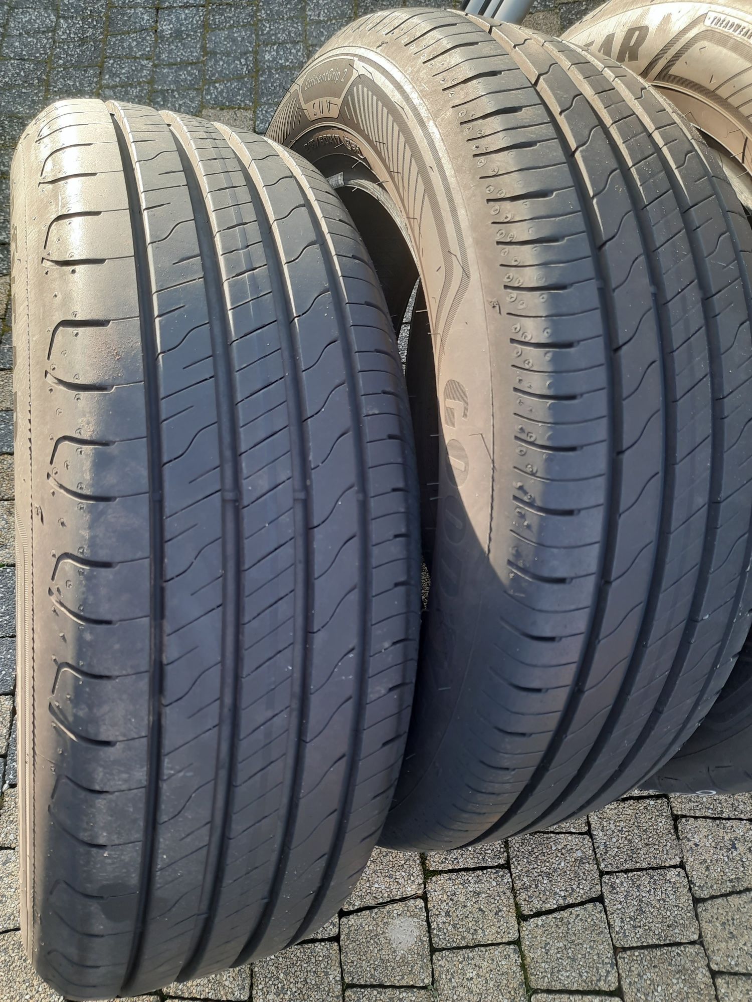 215x60r17 lato goodyear SUV 2022rok IDEALNE