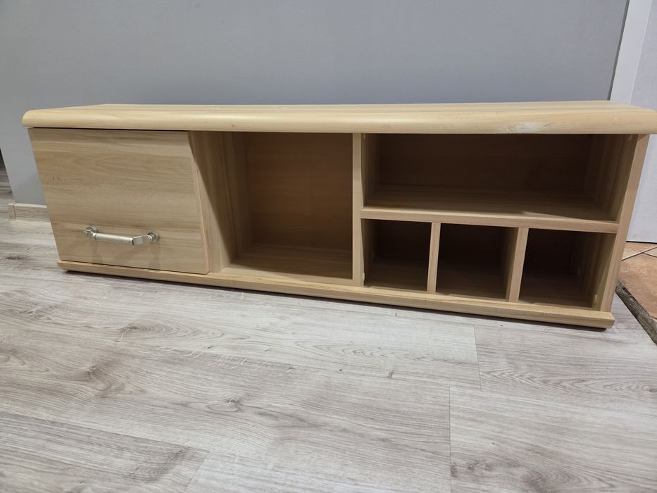 Szafka wisząca, do pokoju/salonu