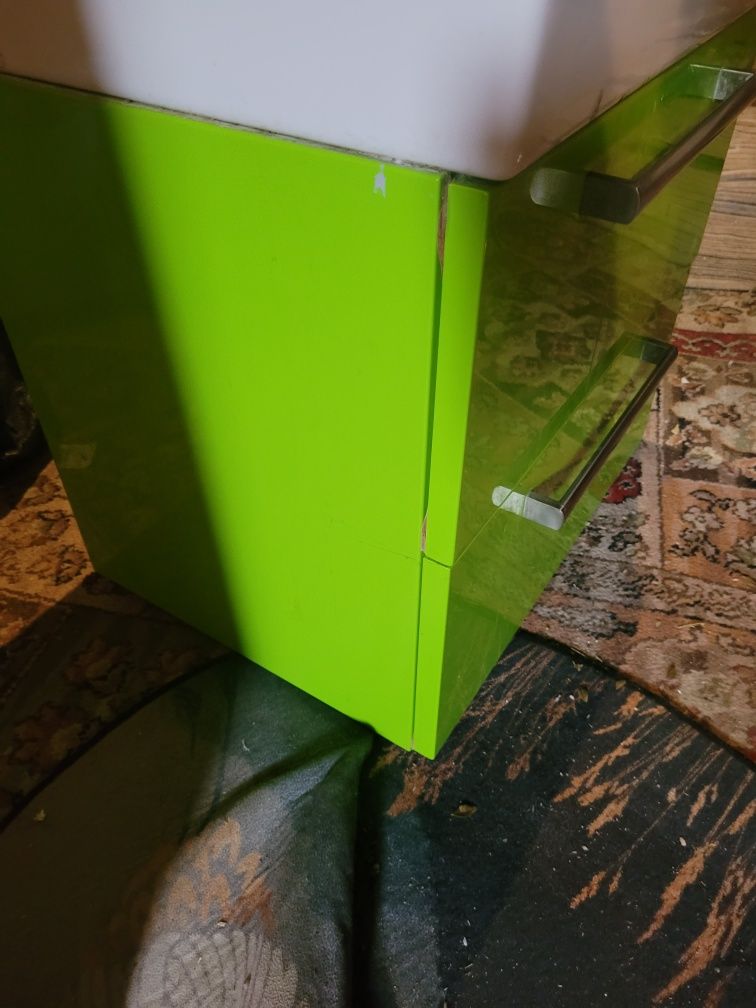 Szafka lazienkowa z umywalką i KRANEM GROHE