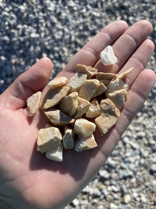 Włoski Miodowy Grys - Naturalny Kamień Ogrodu Donic Bursztynowy