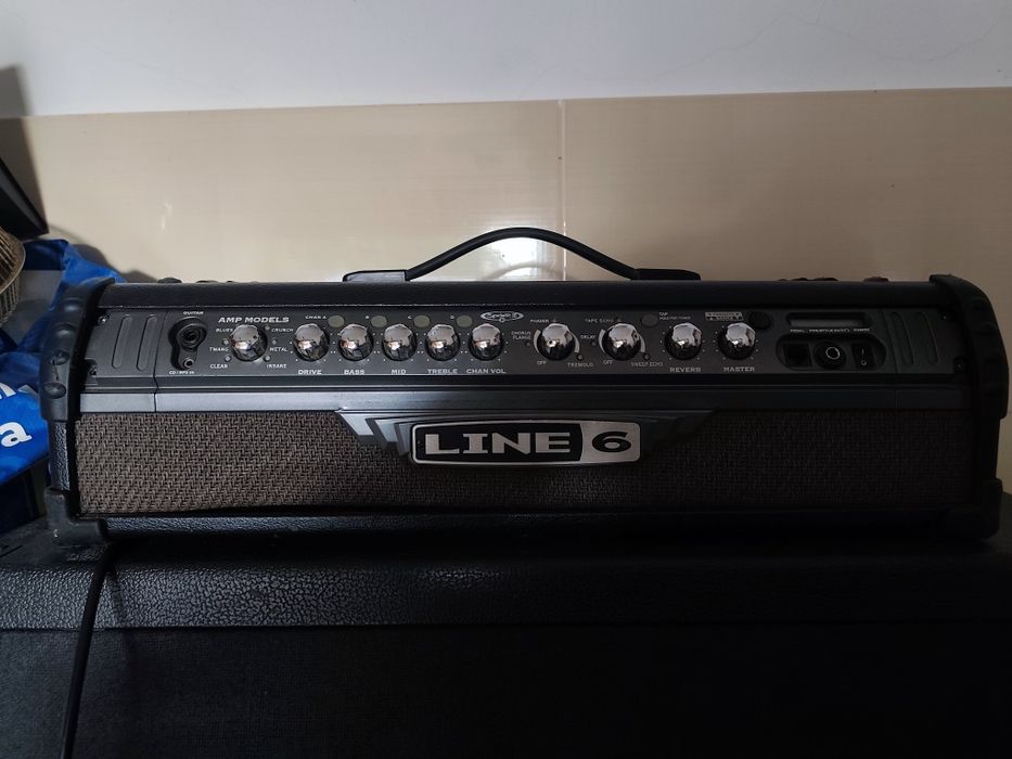 Amplificador combo adaptado para cabeçote Line 6 spider 3 120 watts