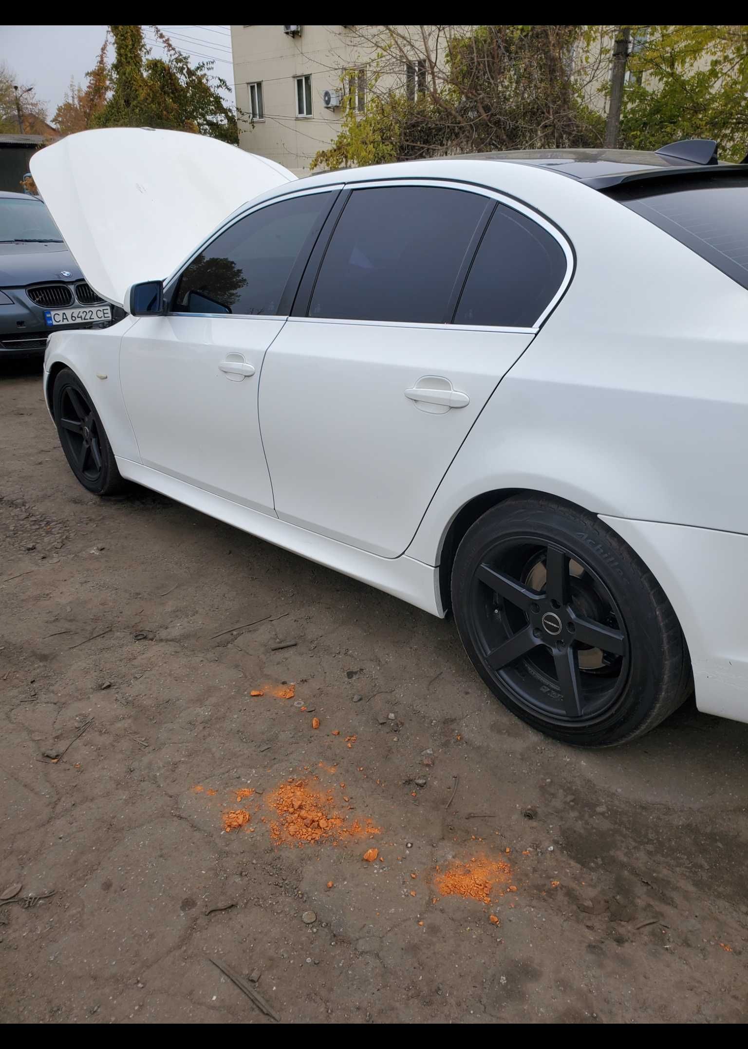 Запчастини б/в BMW E60 E61. Разборка БМВ Е60 Е61.  Шрот BMW E60 E61