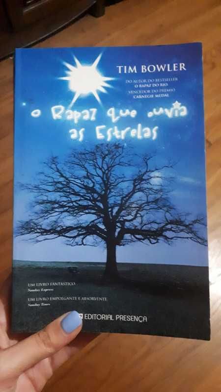 Livro "O rapaz que ouvia as estrelas"