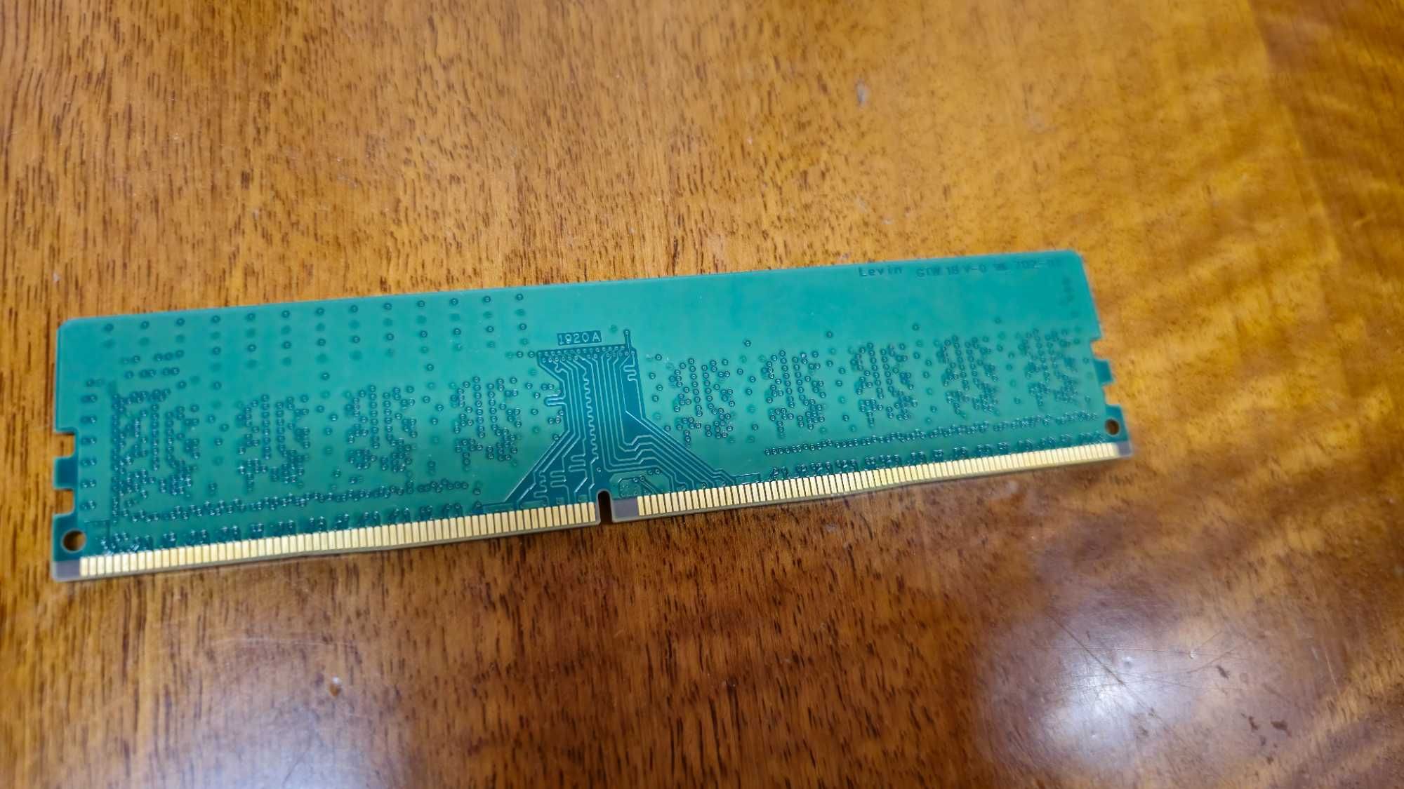 Vendo Memória Ram de 8GB DDR4-2133