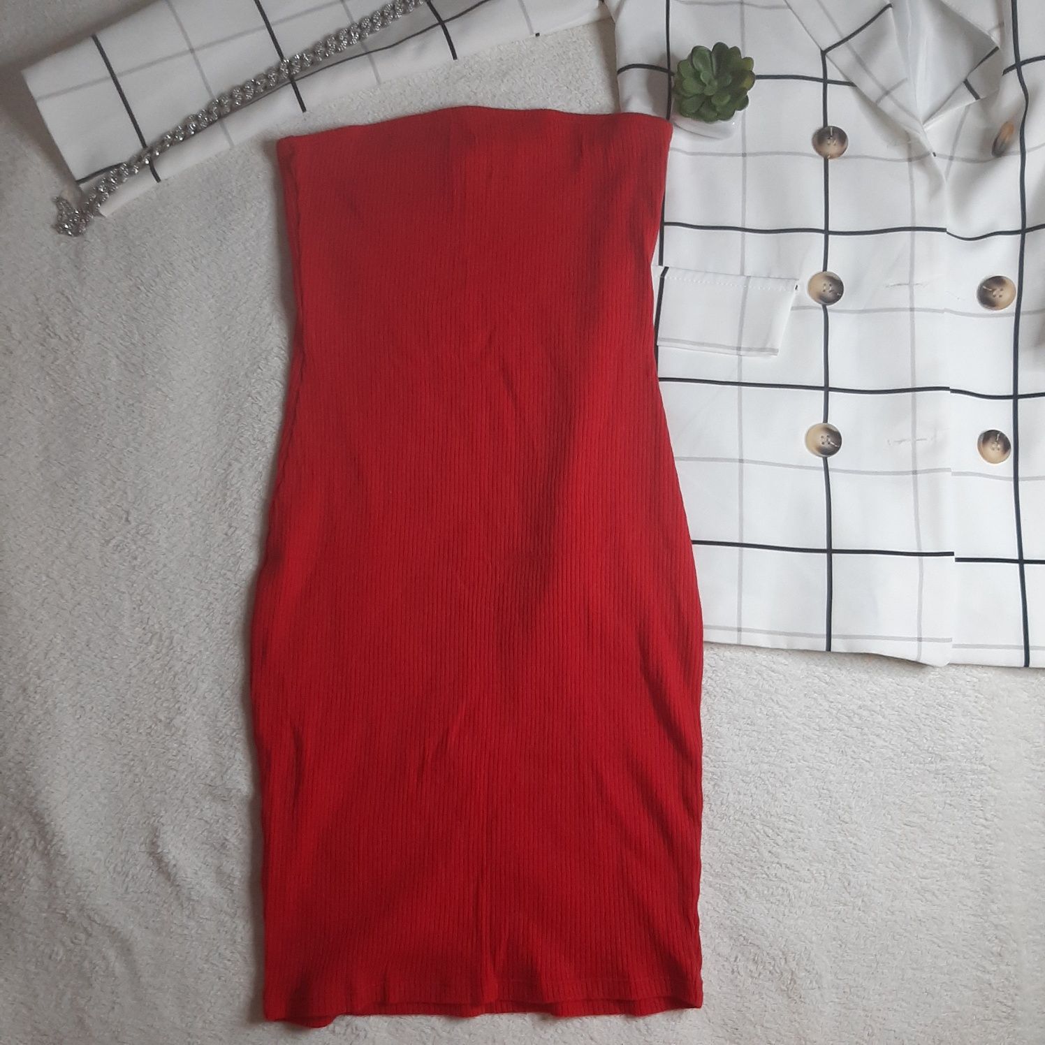 Prażkowana sukienka bandeau (Rozmiar S)
