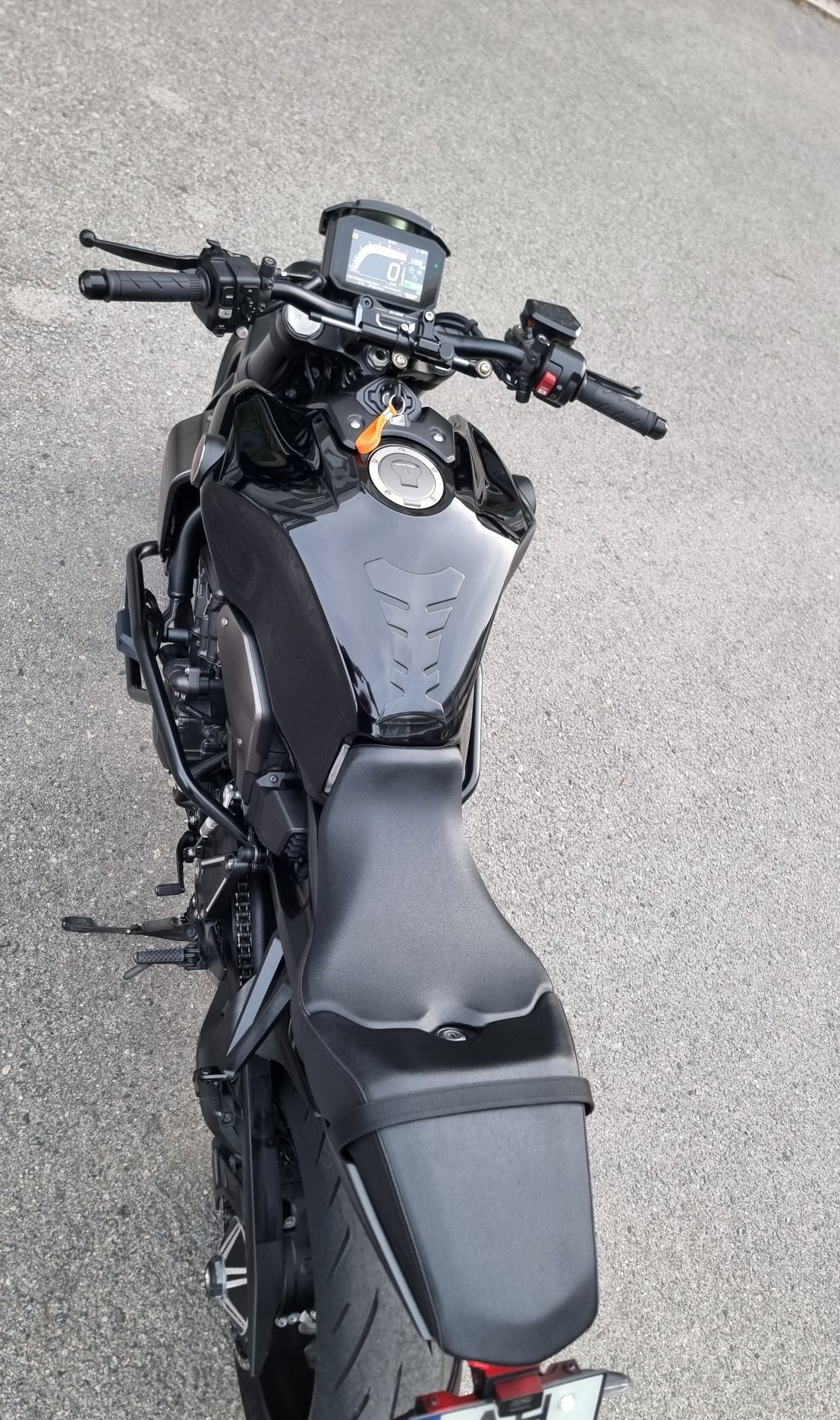 Honda CB 1000r black edition