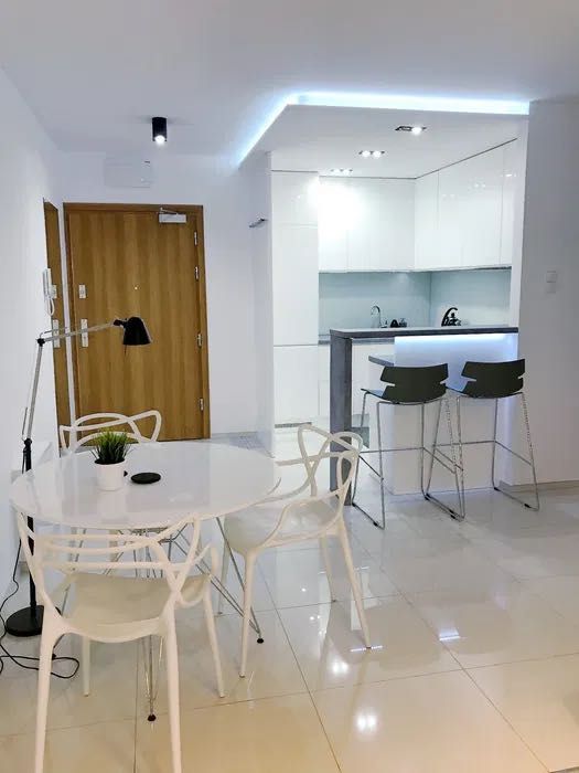 3-Pokojowy apartament w centrum wrocławia z balkonem 68m², na doby M31