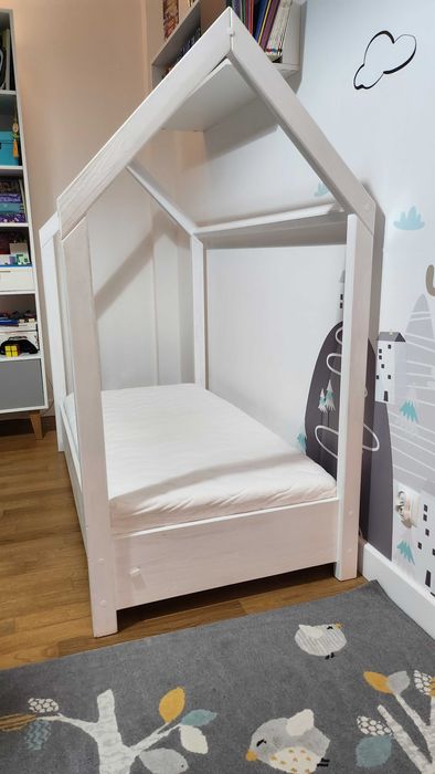 Materac 70x140+ rama łóżka domek (wykonanego własnoręcznie)