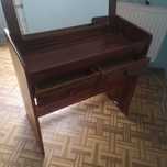 Toaletka drewniana z lustrem