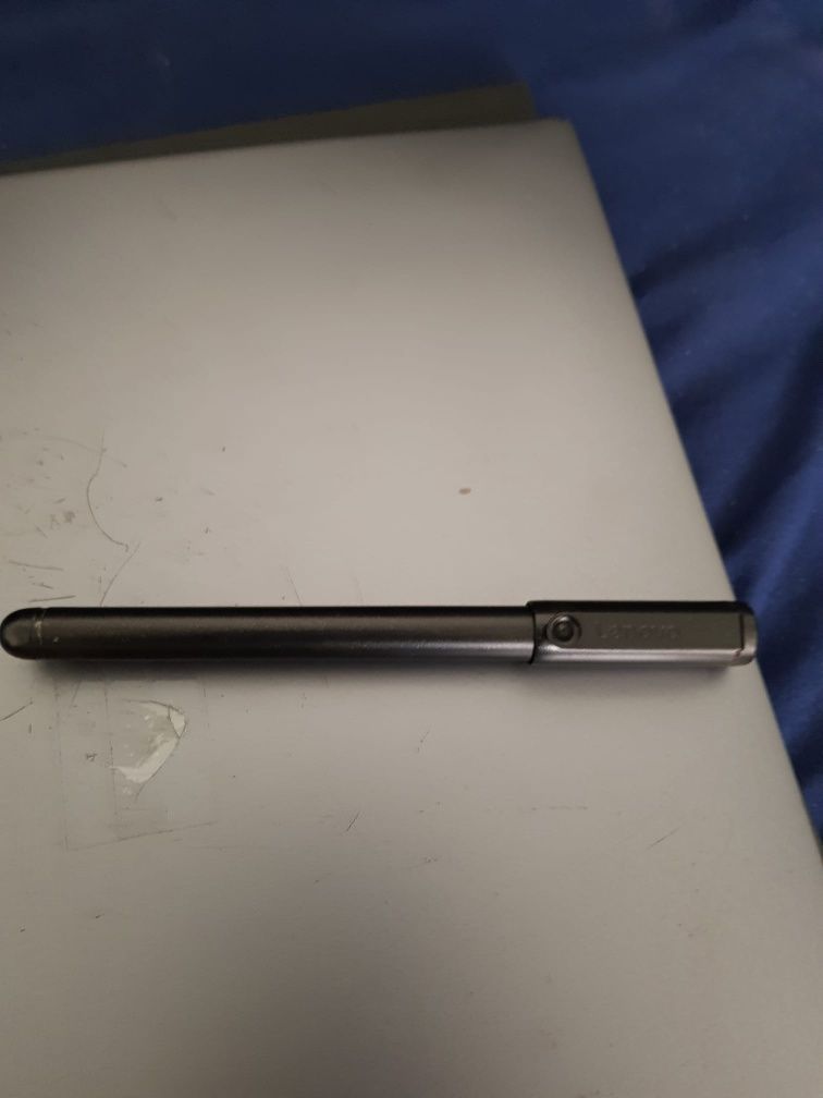 Lenovo yoga book plus matryca