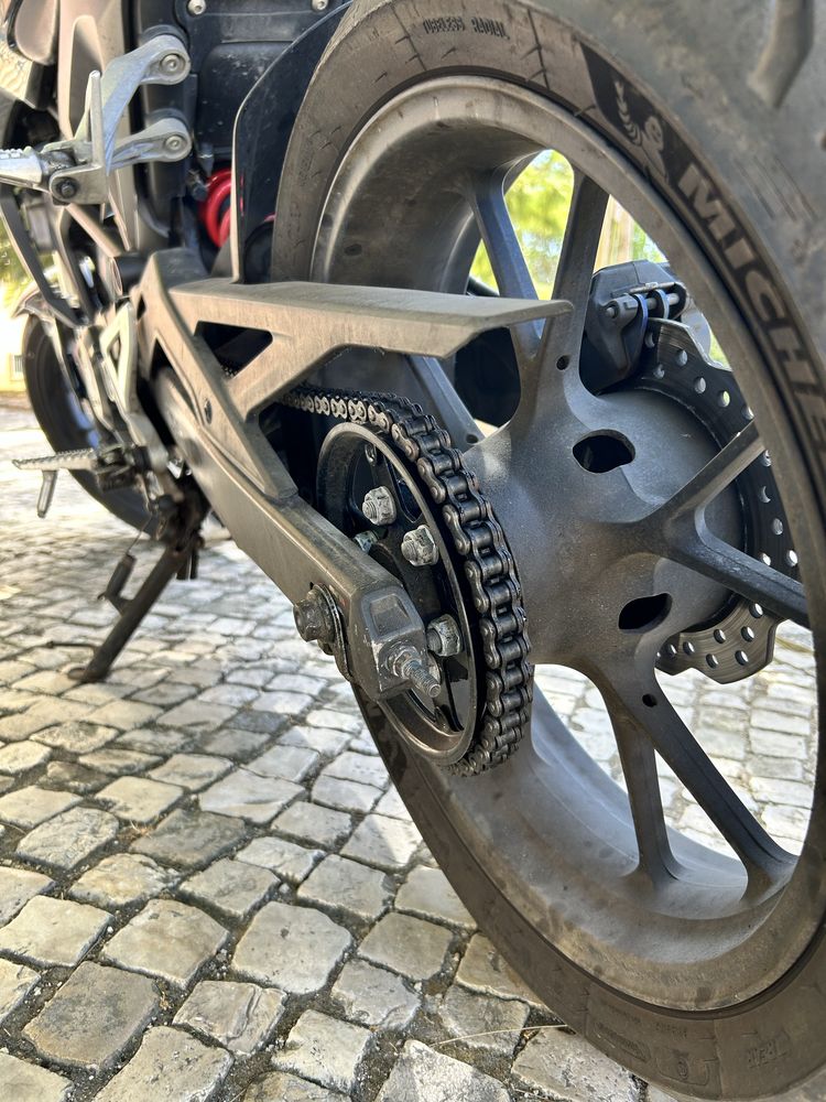 Honda CB125R 2020